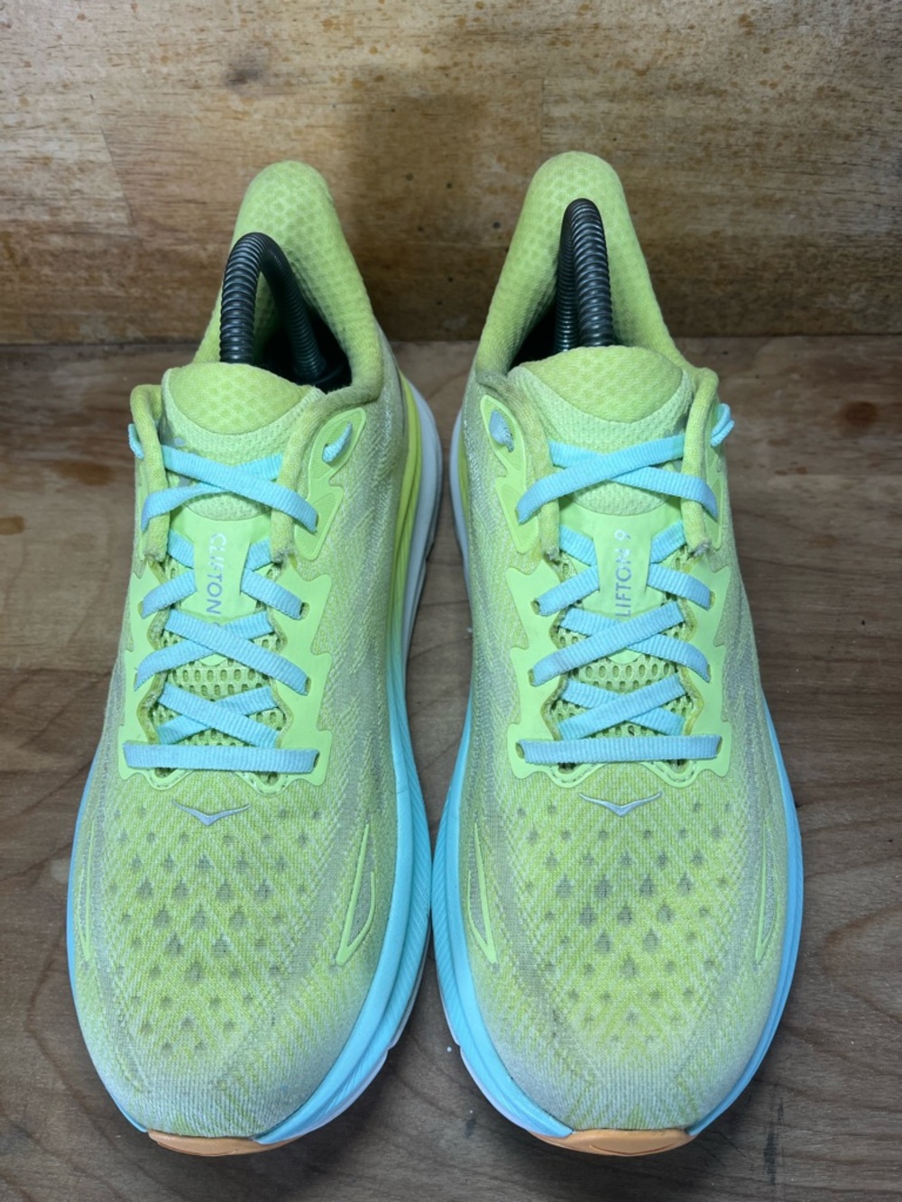 Hoka One One Clifton 9 Womens Size 8.5 Running Shoes Sneakers Citrus Glow - Picture 3 of 12